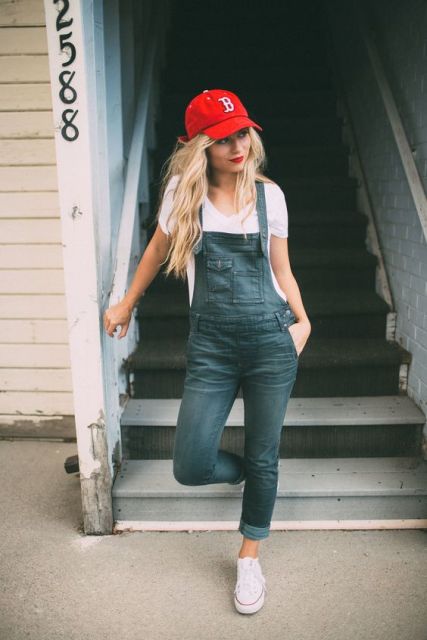 Outfit with baseball cap and overall