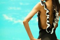 eye-catchy-ruffle-swimsuits-that-you-should-try-24