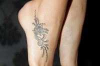 19 flower pattern foot tattoo