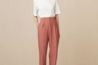 Chic look with high waist pants and white t-shirt