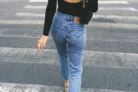 Fashionable look with cropped flared jeans
