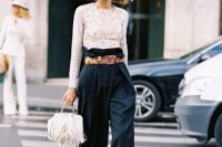 Gorgeous look with high waist pants