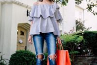 Look with ruffle top and distressed jeans