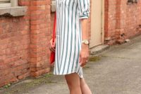 Look with striped shirtdress and heels