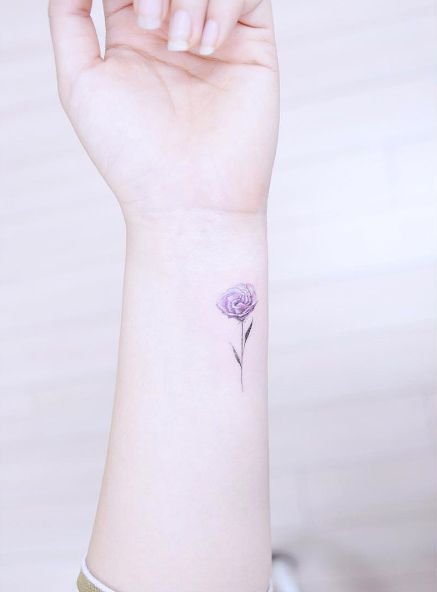 tiny wrist flower design