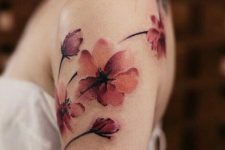 21 bold shoulder floral tattoo