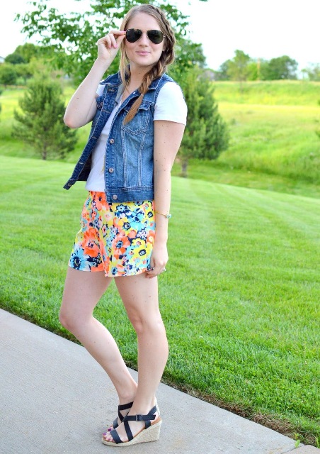 Cute outfit with vest for summer