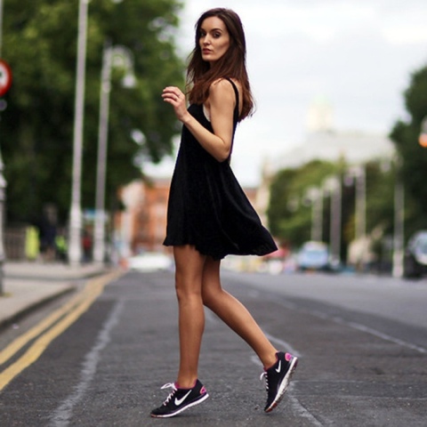 Sporty look with black dress and sneakers