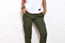 Sporty look with cargo pants and white t-shirt