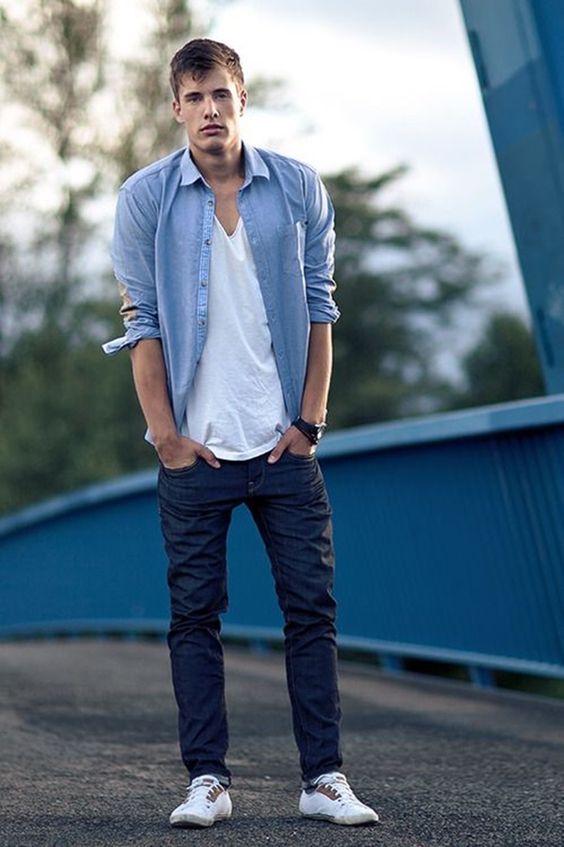 navy jeans, a white tee, a denim overshirt and white sneakers