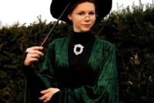 07 Professor McGonagall outfit doesn’t require makeup, just glasses