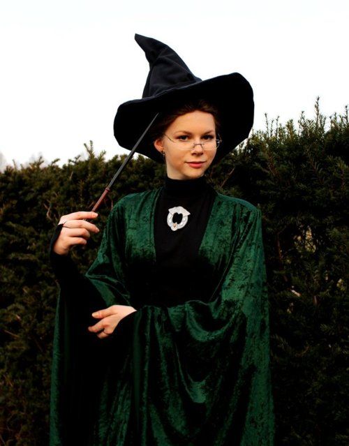 Professor McGonagall outfit doesn't require makeup, just glasses