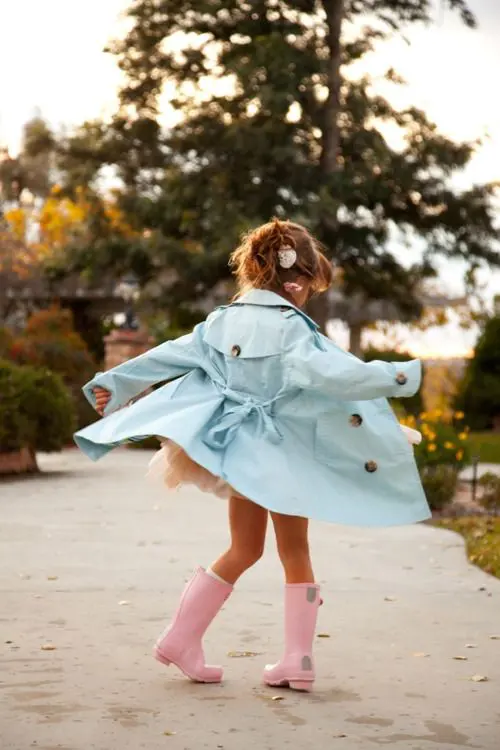 pastel look with a serenity raincoat and pink rain boots