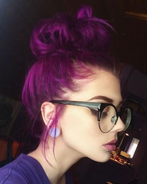 bold purple hair looks eye-catching and always makes a statement