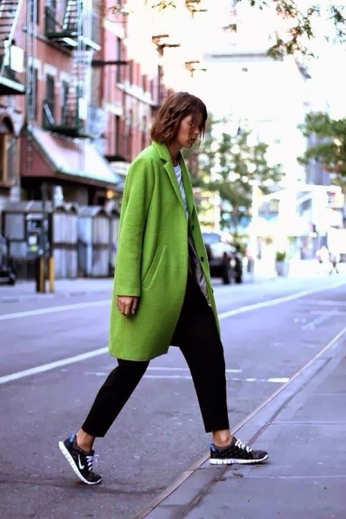 sport chic style with a greenery coat and sneakers