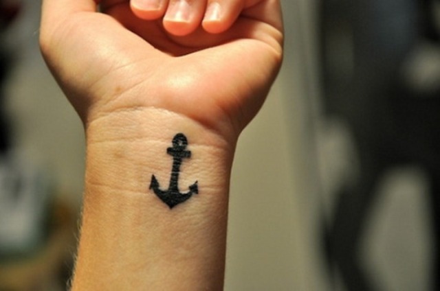 Anchor on the left wrist