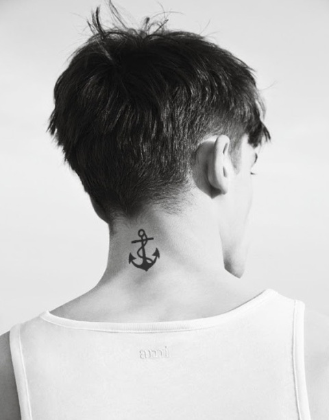 Black anchor tattoo design