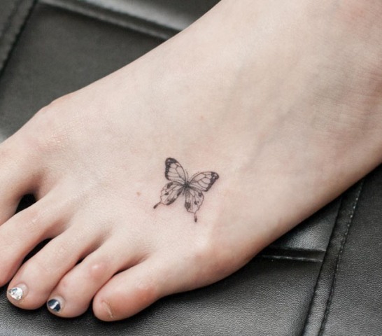 Small tattoo on the foot