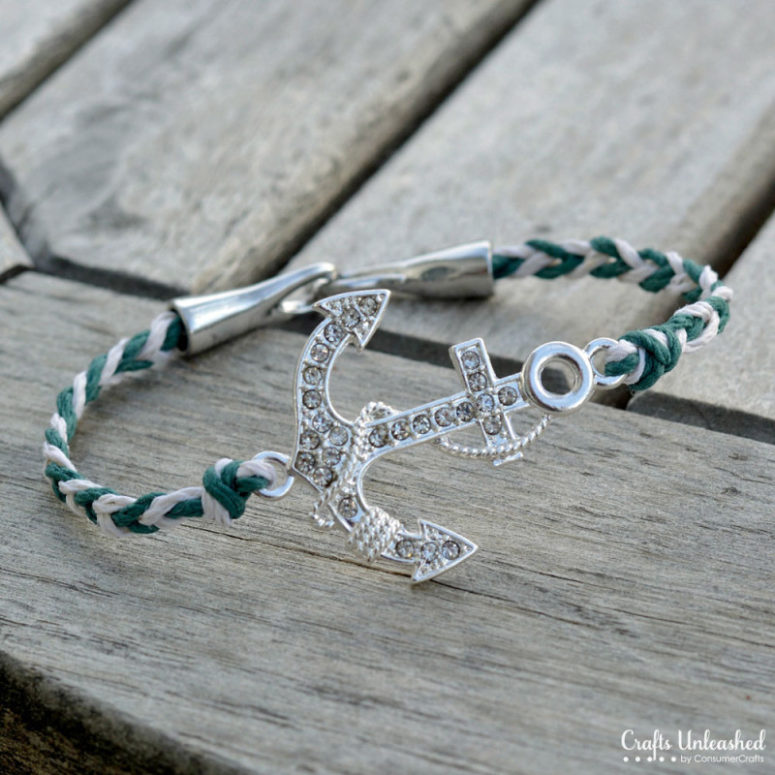 DIY nautical anchor hemp bracelet (via blog.consumercrafts.com)