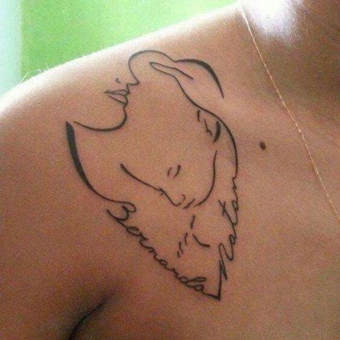Cute tattoo on the shoulder