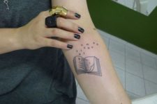Small tattoo on the arm