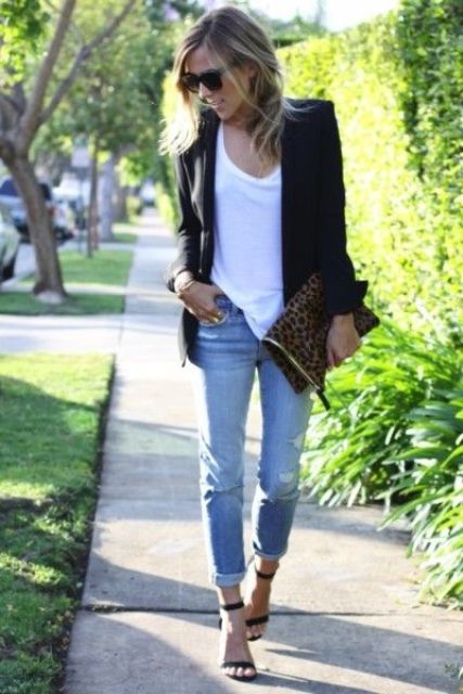 blue ripped cropeed jeans, a white tee, a black blazer and black ankle strap sandals