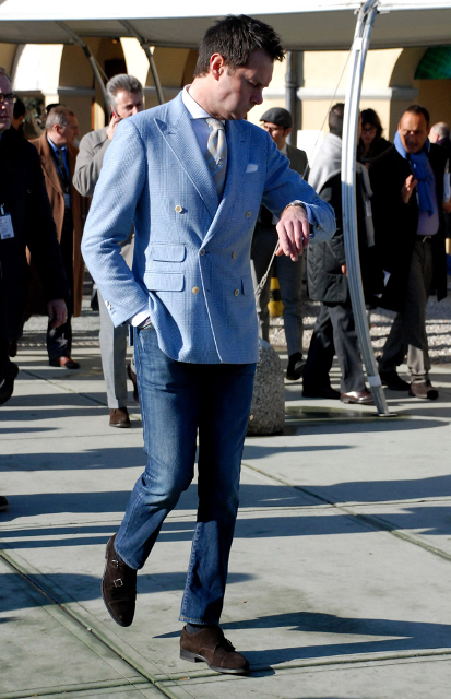 With jeans, light blue blazer and tie