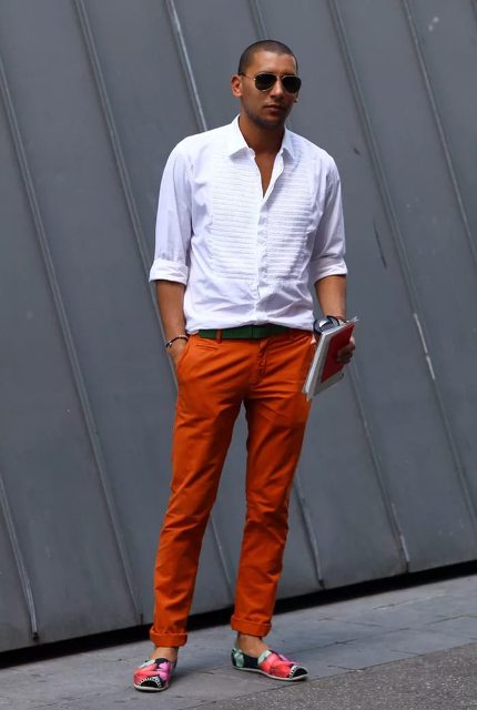 Tøj nationalisme Blåt mærke 21 Men Outfits With Red Pants To Try - Styleoholic