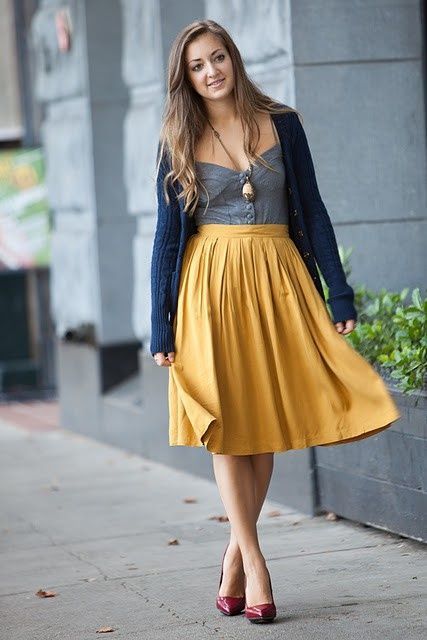 16 Ideas to Style Yellow Skirts | Our Fashion Passion