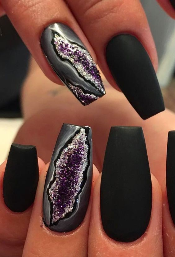 black matte nails with accent amethyst ones for a statement