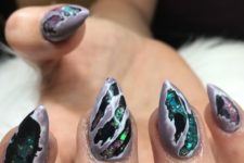 crazy pointed nails with emerald glitter