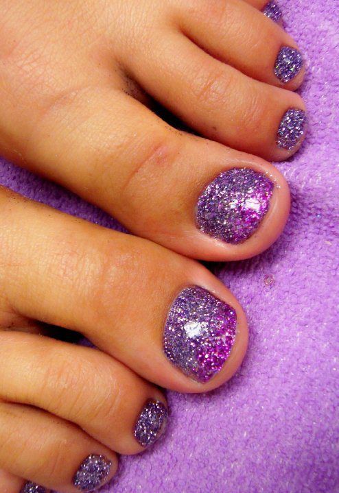 ombre purple glitter toe nails