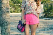 With floral loose shirt, two color bag and platform shoes