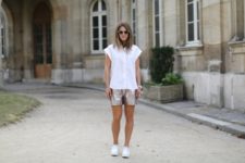 With white loose shirt and white sneakers
