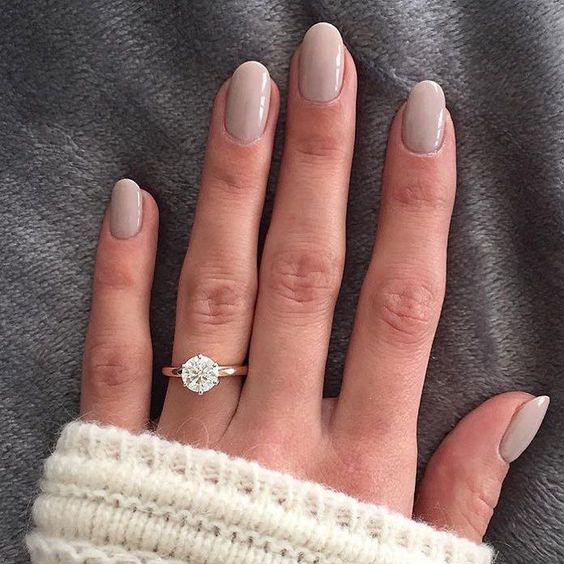 rounded dove grey nails look heavenly, soft and sweet