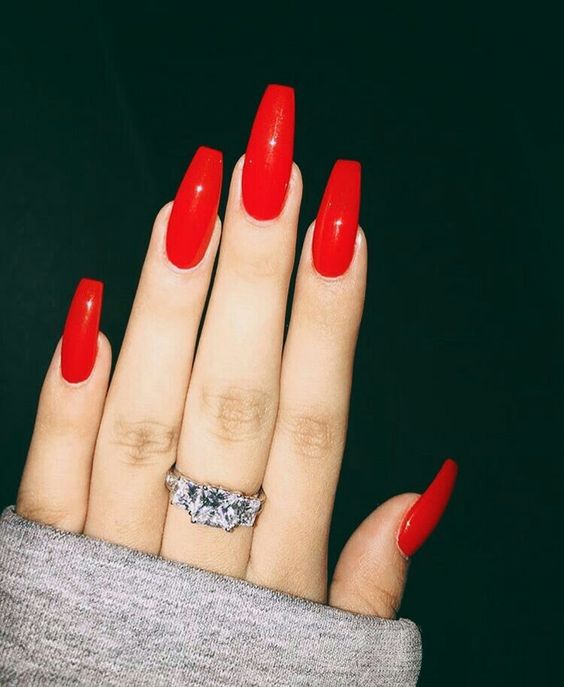 red coffin nails look very hot and sexy
