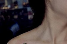 Elegant tattoo on the shoulder