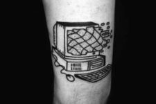 Simple computer tattoo