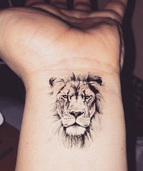 27 Powerful lion tattoo for women with meanings and inspiration - | Hip  tattoos women, Lion tattoo, Leg tattoos women