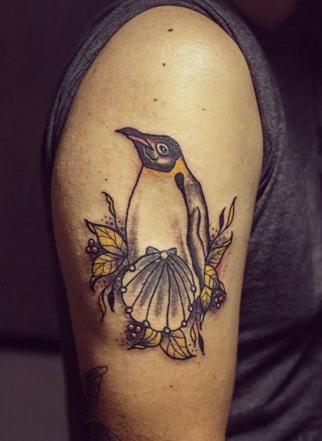 Gorgeous penguin design on the arm