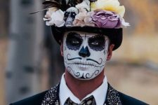 05 a sugar skull makeup and a bold costume for those who love Mexico