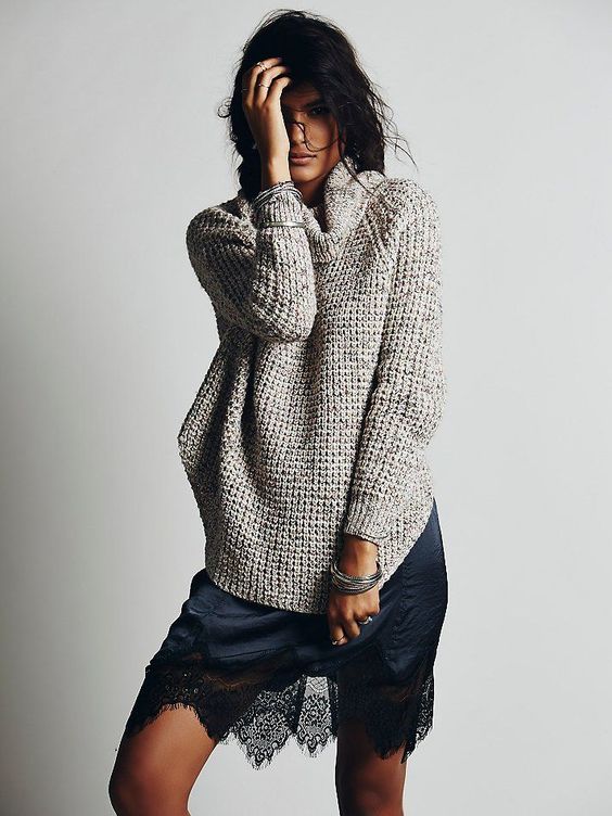 15 Girlish Ways To Wear A Sweater With Lace - Styleoholic