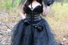 All black witch outfit with black corset, gloves, maxi skirt and hat