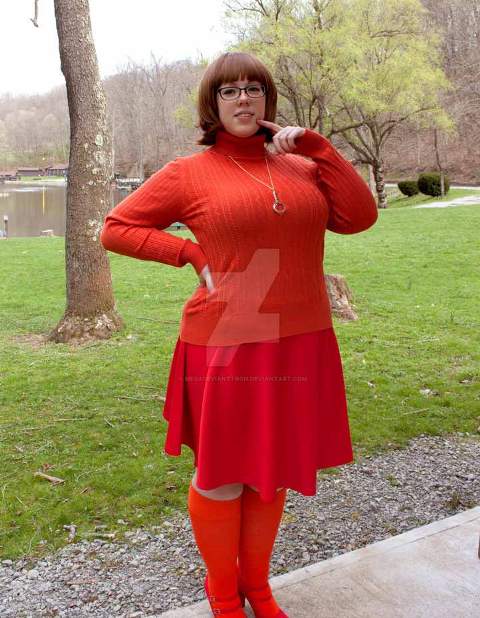 Velma costume idea from Scooby Doo cartoon