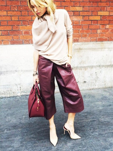 With beige sweater, beige pumps and marsala bag
