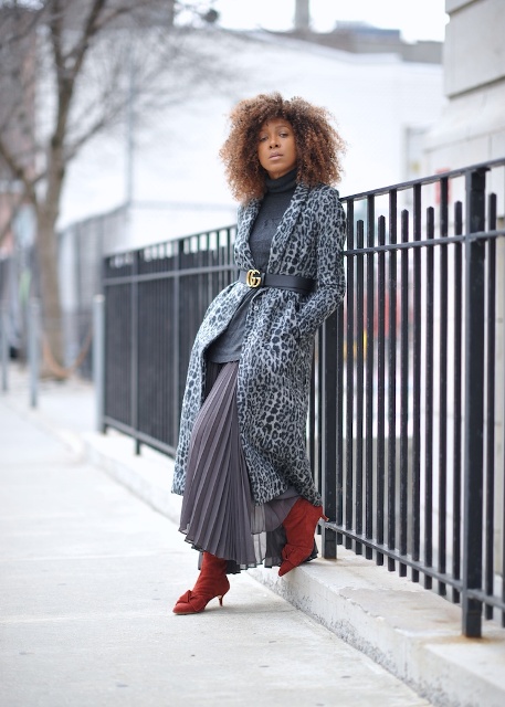 With gray turtleneck, pleated maxi skirt and leopard printed coat