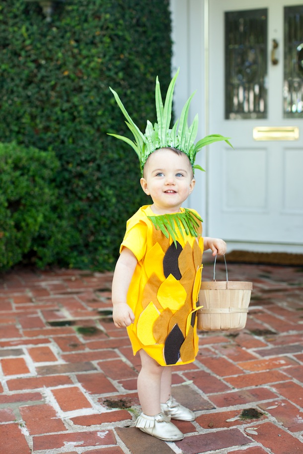 DIY no sew pineapple costume (via camillestyles.com)