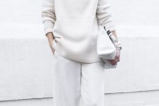 07 a white turtleneck sweater and pants, a large bag and sneakers for a comfy sporty look