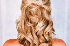 11 flirty and romantic half up curled hairstyle for a holiday date