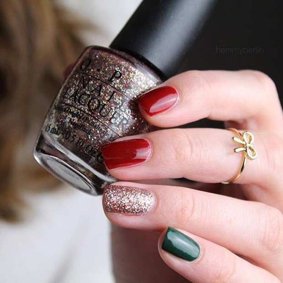 red, green and gold glitter nails are a cute and creative combo for Christmas